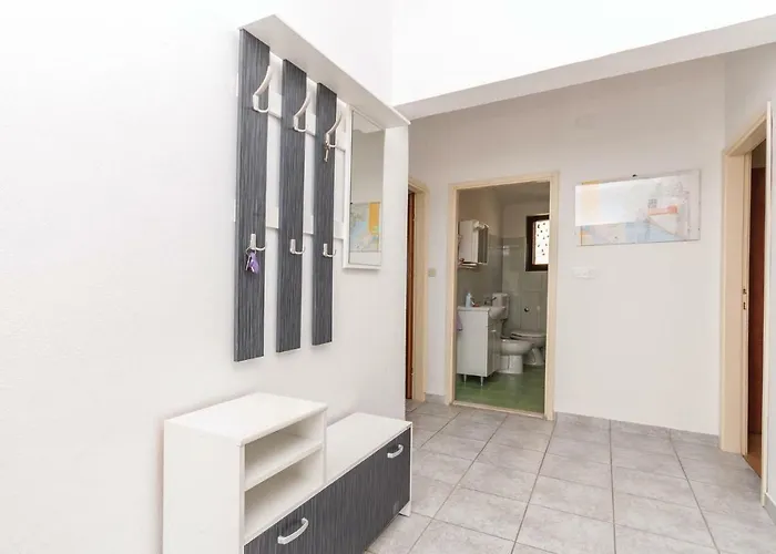 Two-bedroom In Ražanac